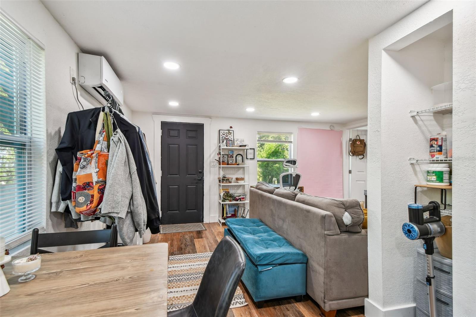 800 15TH AVE S, ST PETERSBURG, FL, 33701