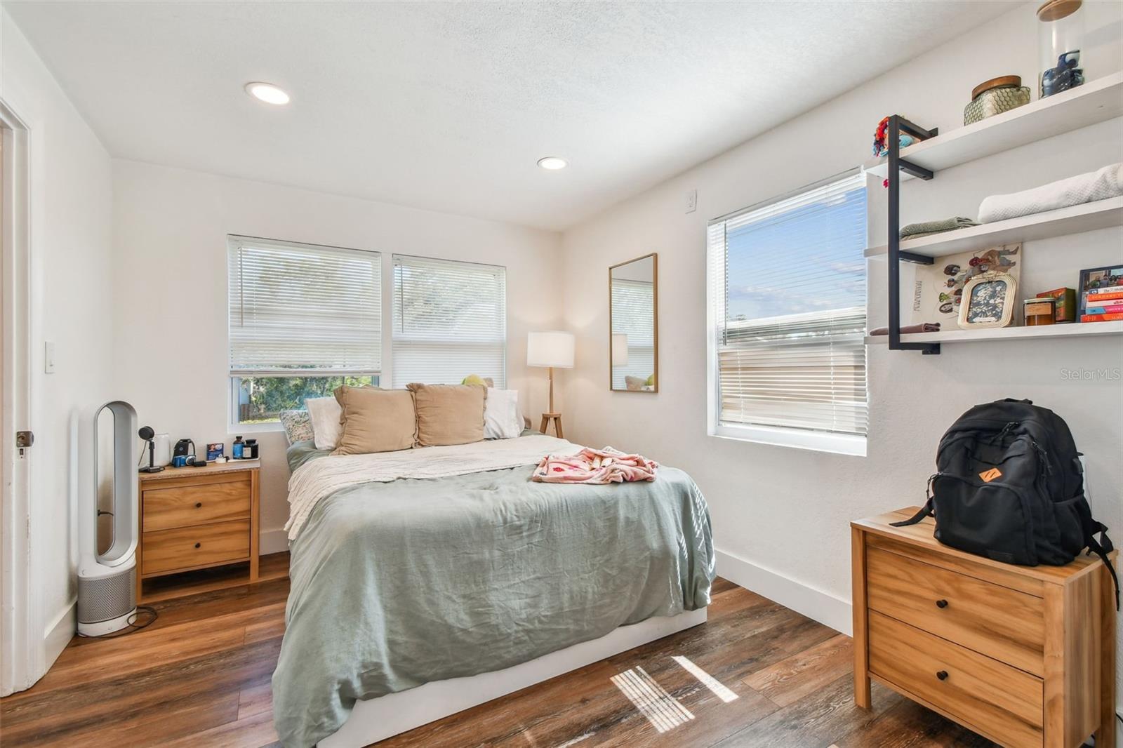 800 15TH AVE S, ST PETERSBURG, FL, 33701