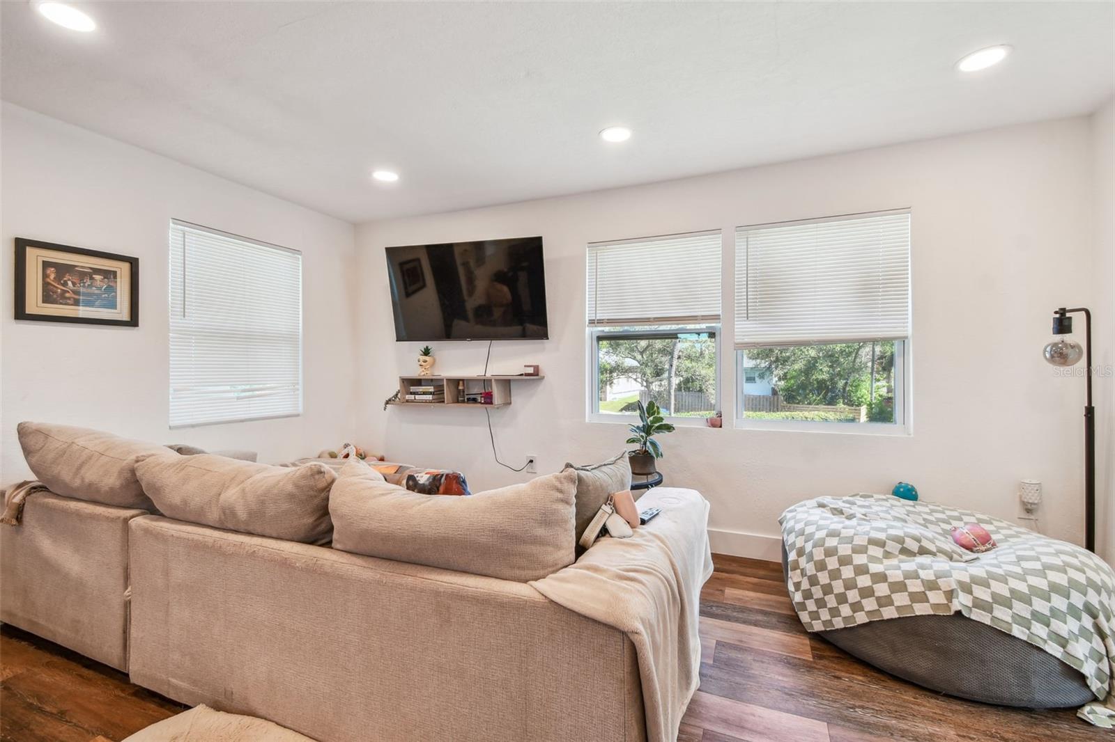 800 15TH AVE S, ST PETERSBURG, FL, 33701