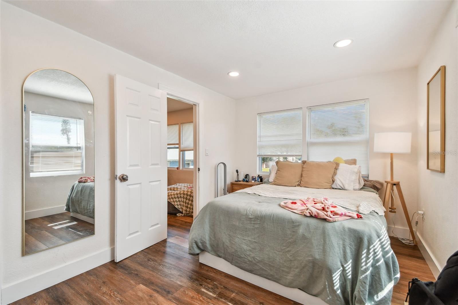 800 15TH AVE S, ST PETERSBURG, FL, 33701