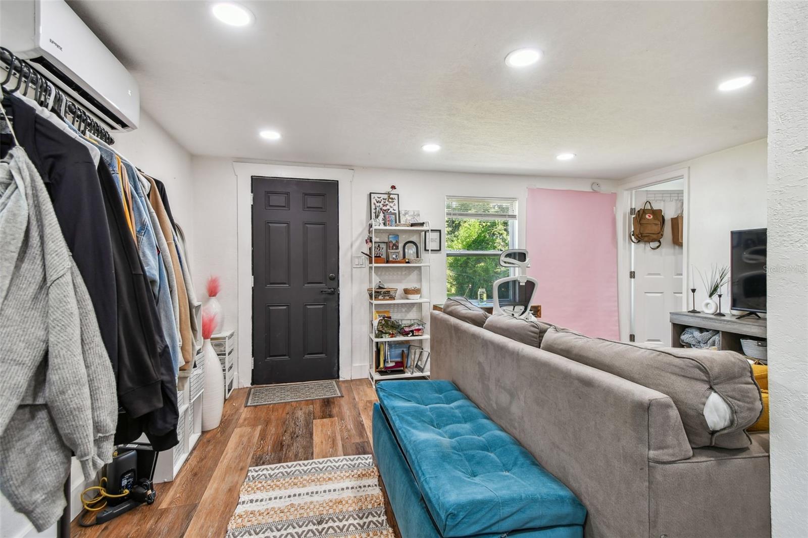 800 15TH AVE S, ST PETERSBURG, FL, 33701