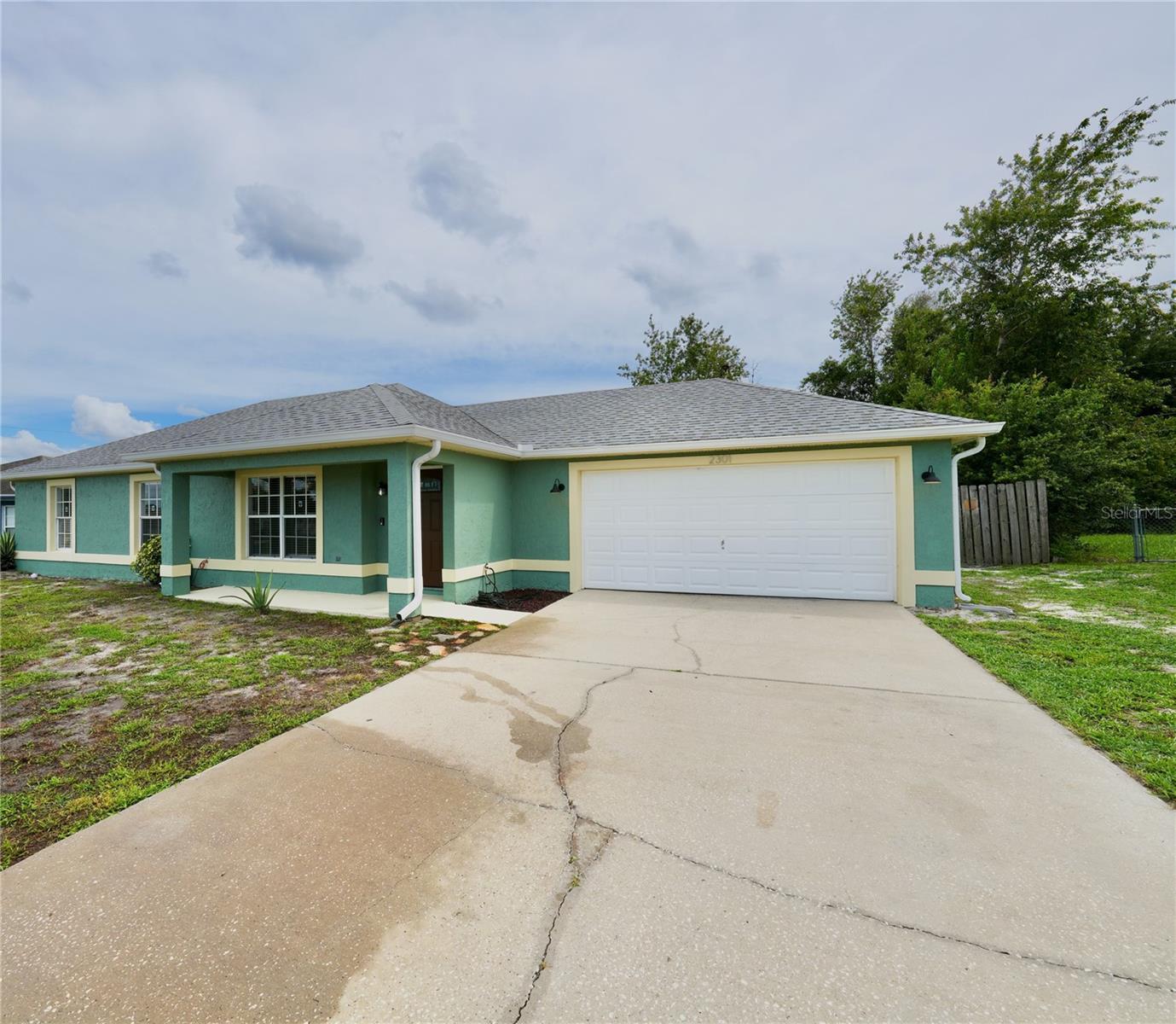2301 WEATHERFORD DR, DELTONA, FL, 32738