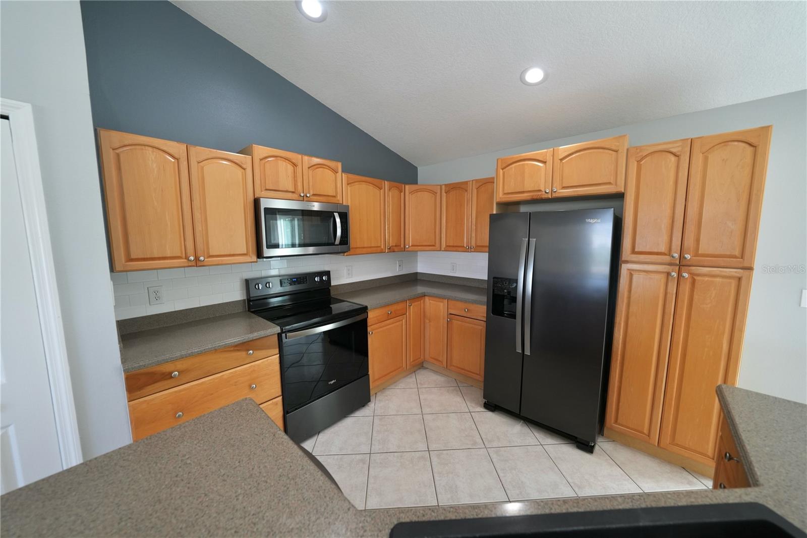 2301 WEATHERFORD DR, DELTONA, FL, 32738