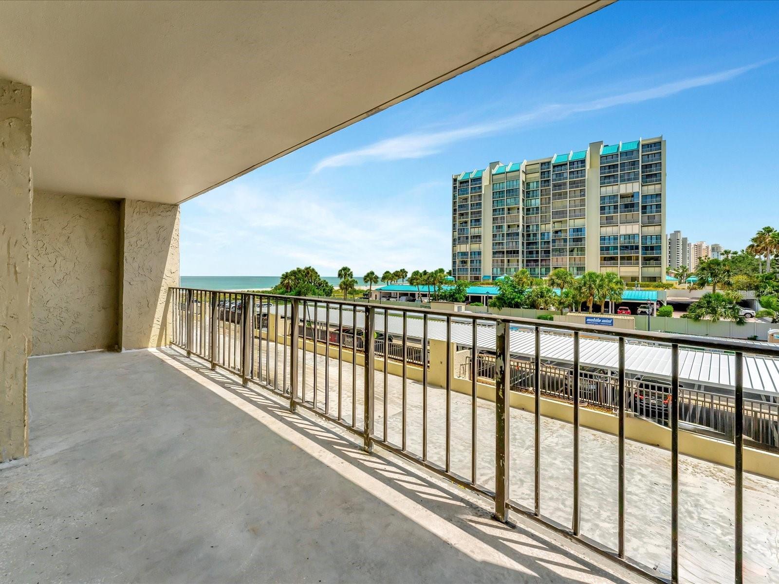 1400 GULF BLVD #204, CLEARWATER BEACH, FL, 33767