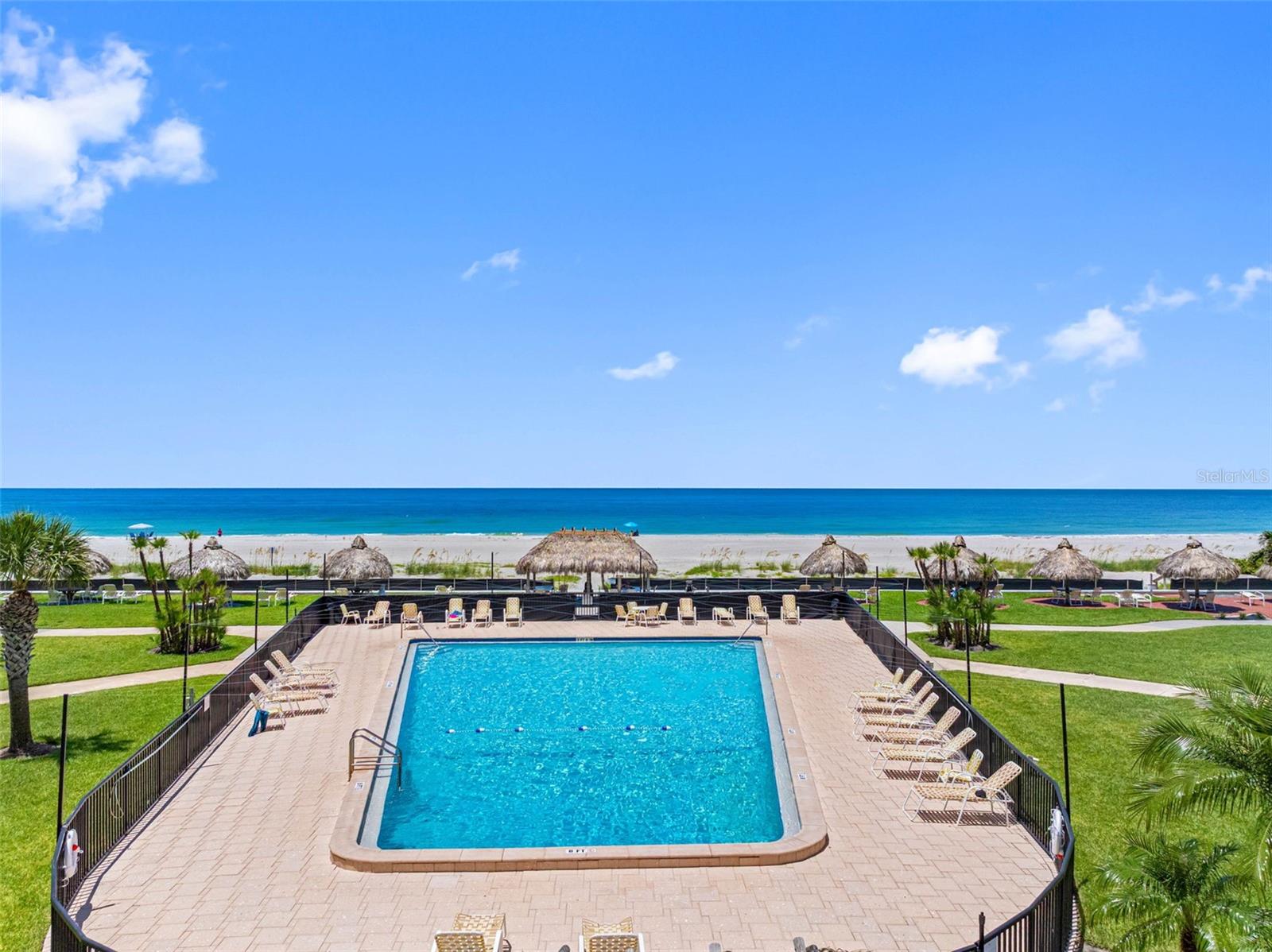 1400 GULF BLVD #204, CLEARWATER BEACH, FL, 33767