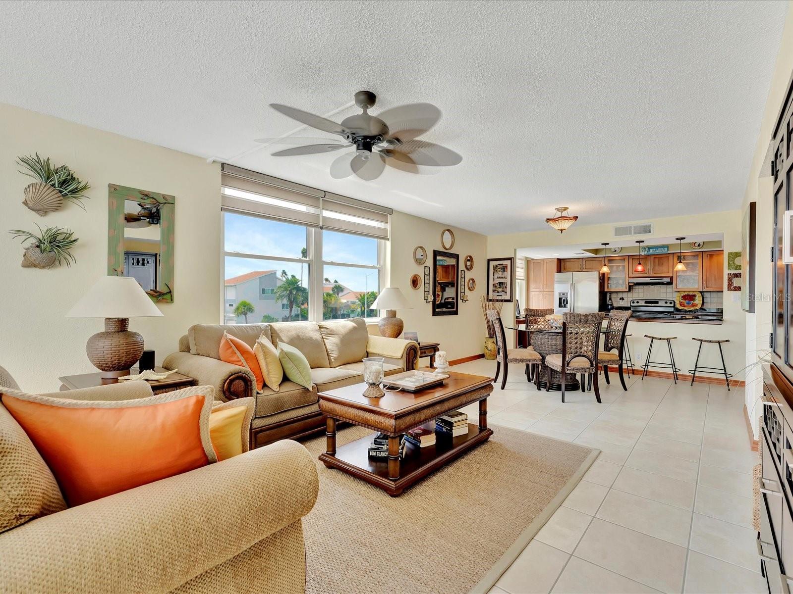 1400 GULF BLVD #204, CLEARWATER BEACH, FL, 33767