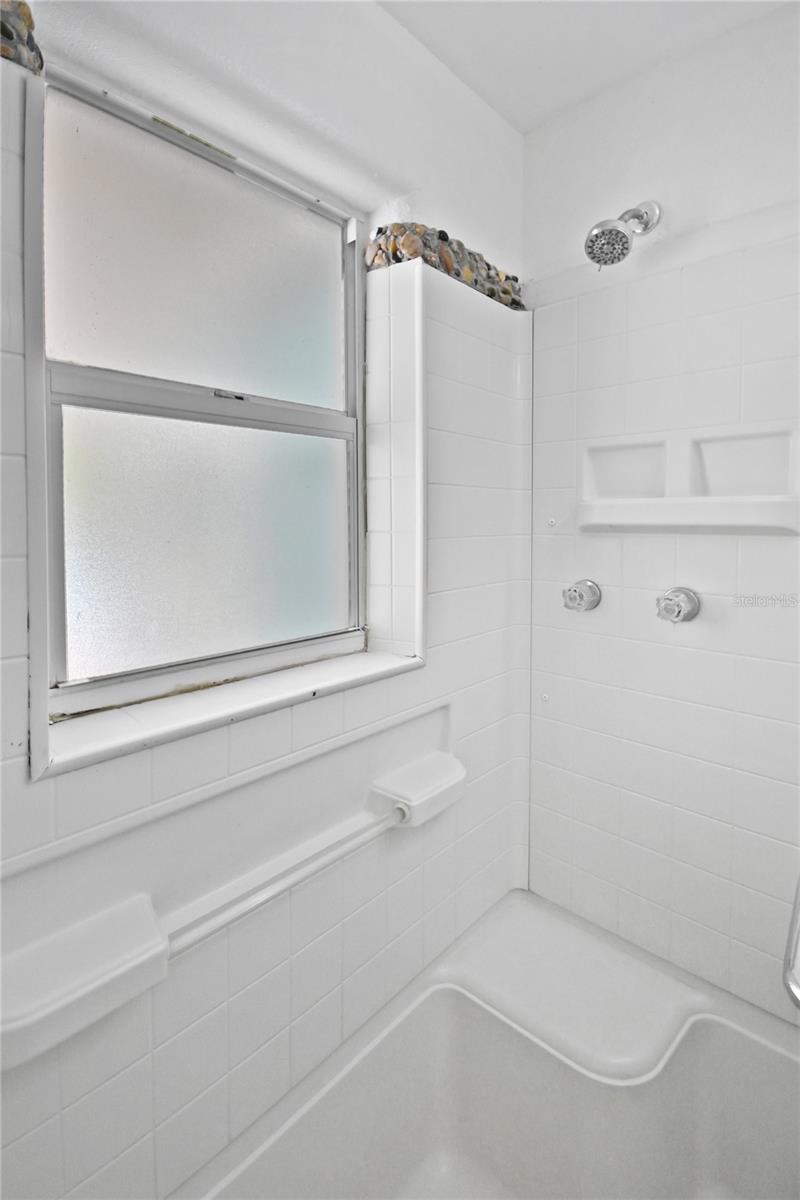 121 E YELKCA TER, EDGEWATER, FL, 32132