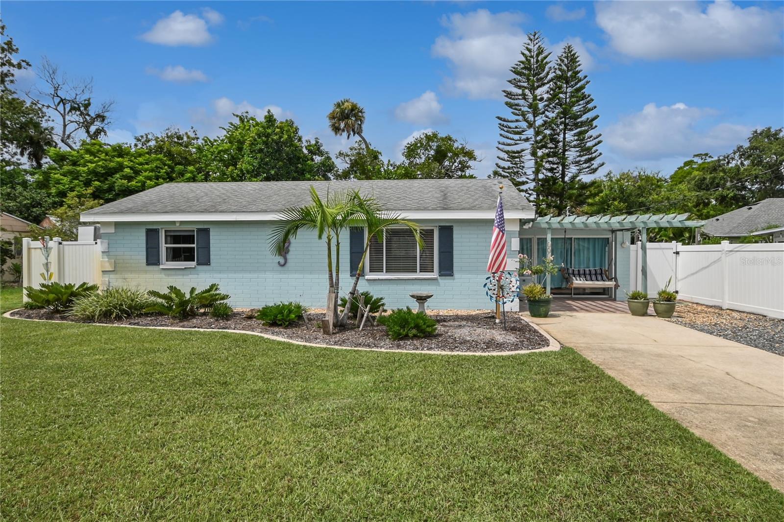 121 E YELKCA TER, EDGEWATER, FL, 32132