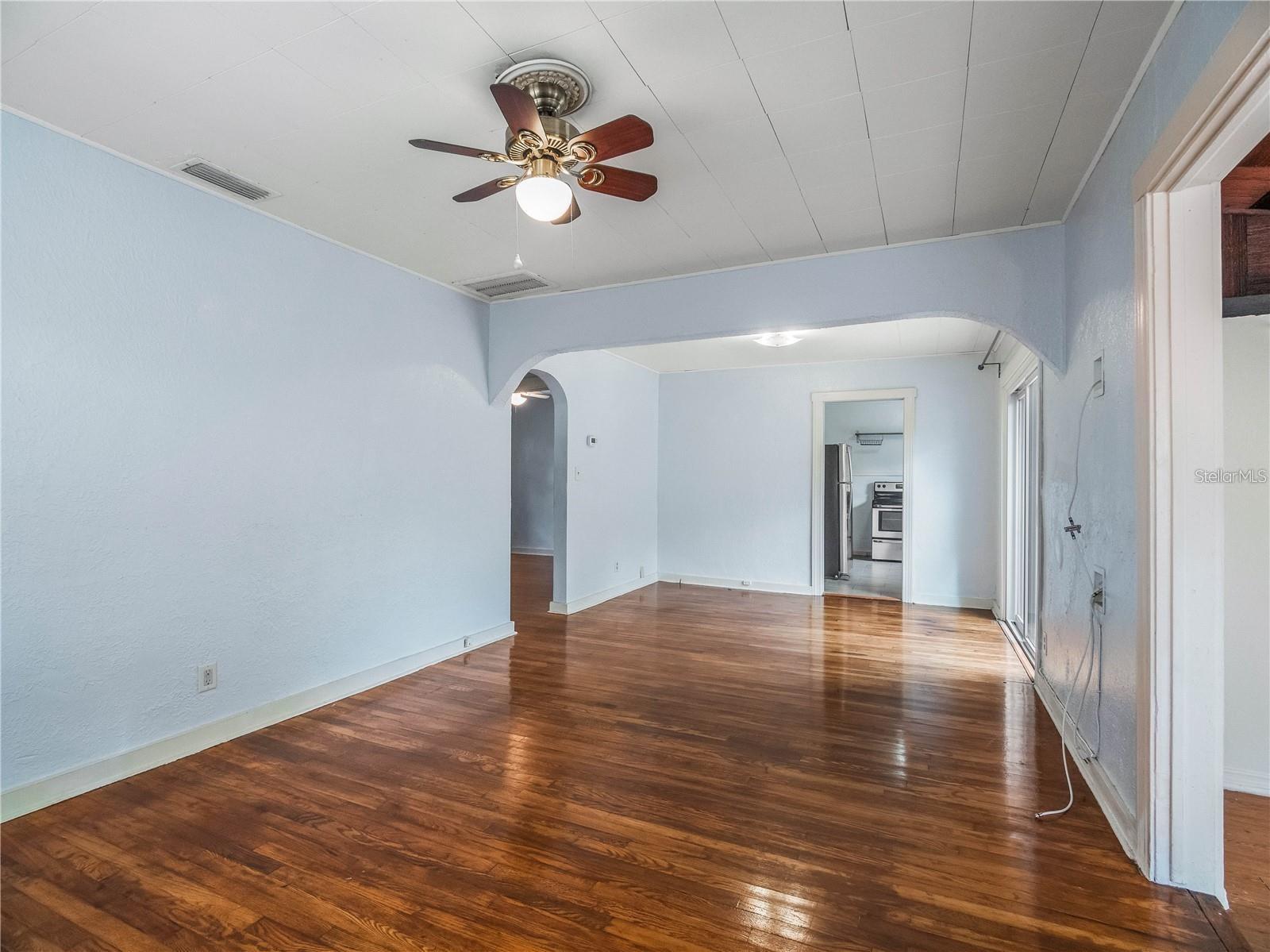 3527 DARTMOUTH AVE N, ST PETERSBURG, FL, 33713