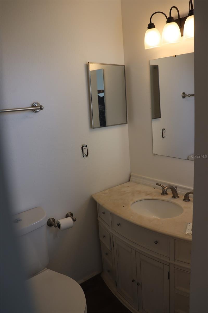 2000 FORREST NELSON BLVD #E5, PORT CHARLOTTE, FL, 33952