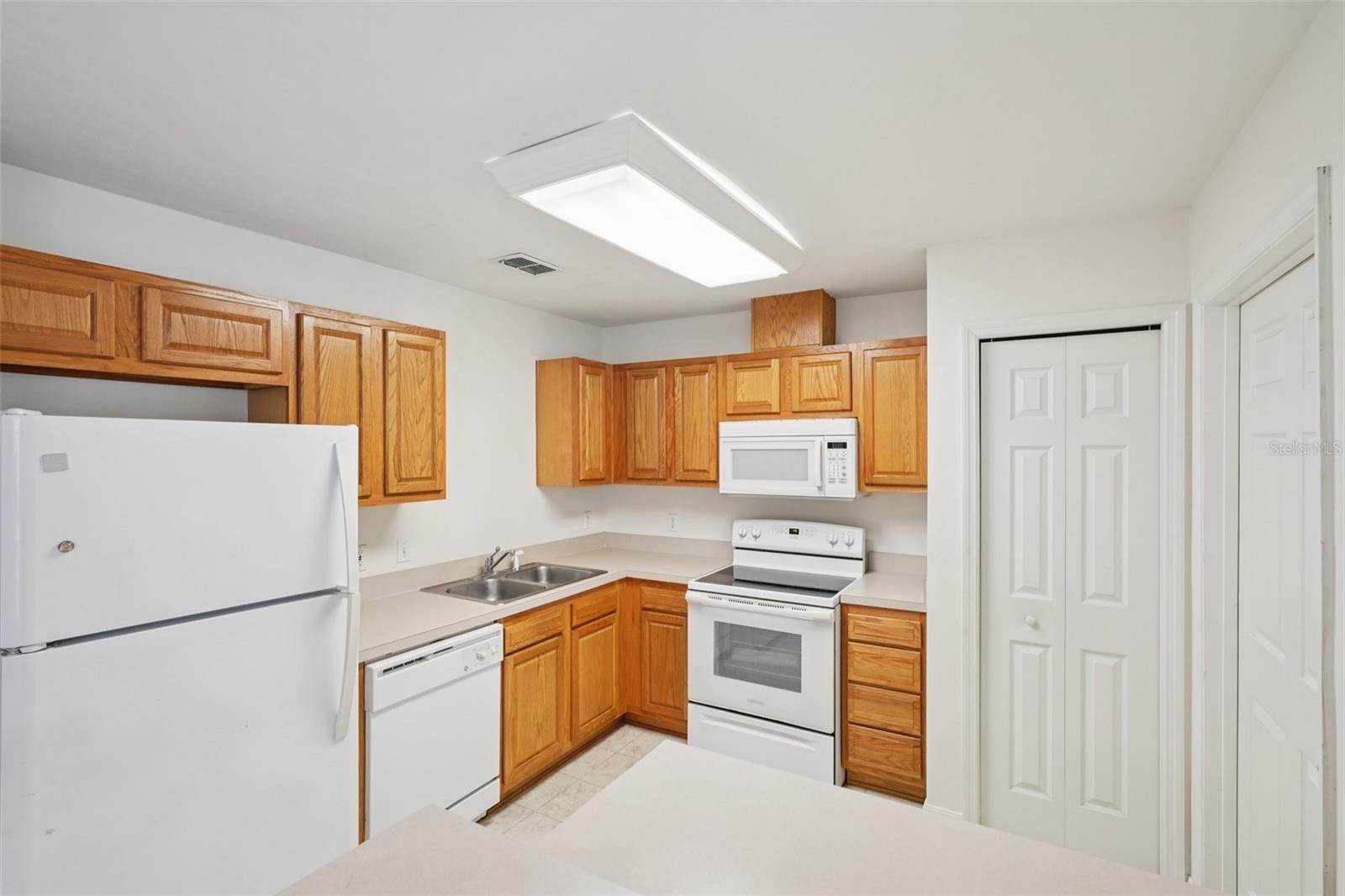 12104 NW 162ND DR, ALACHUA, FL, 32615