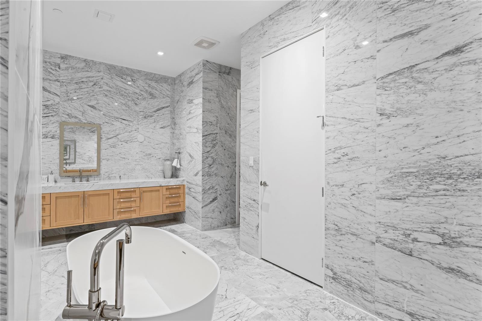 2912 W SANTIAGO ST #2501, TAMPA, FL, 33629