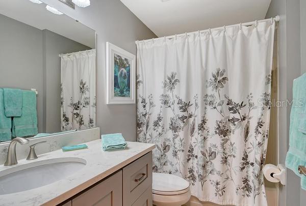 9641 CASTLE POINT DR #1215, SARASOTA, FL, 34238