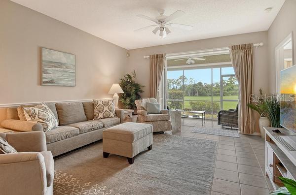 9641 CASTLE POINT DR #1215, SARASOTA, FL, 34238