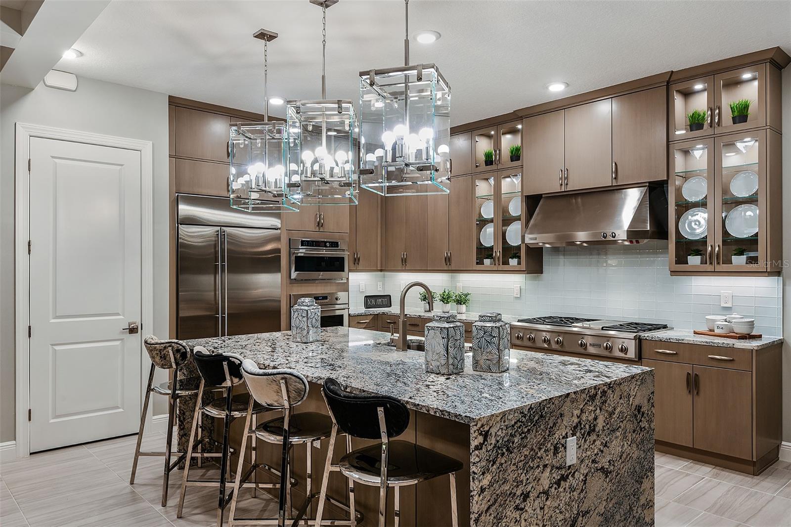 18225 CRESSWIND TER, LAKEWOOD RANCH, FL, 34211