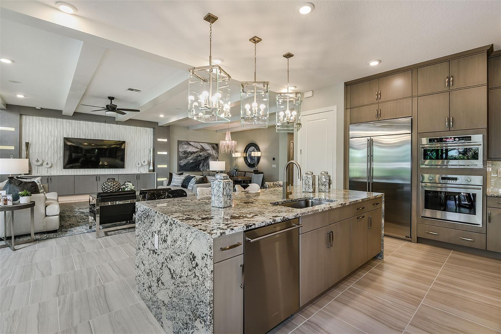 18225 CRESSWIND TER, LAKEWOOD RANCH, FL, 34211