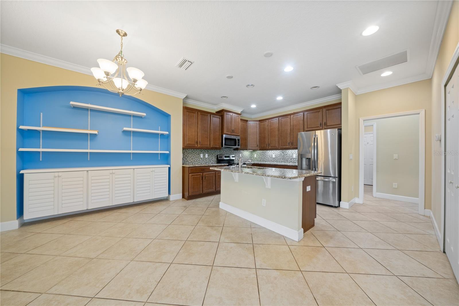 802 CHIPPER DR, SUN CITY CENTER, FL, 33573