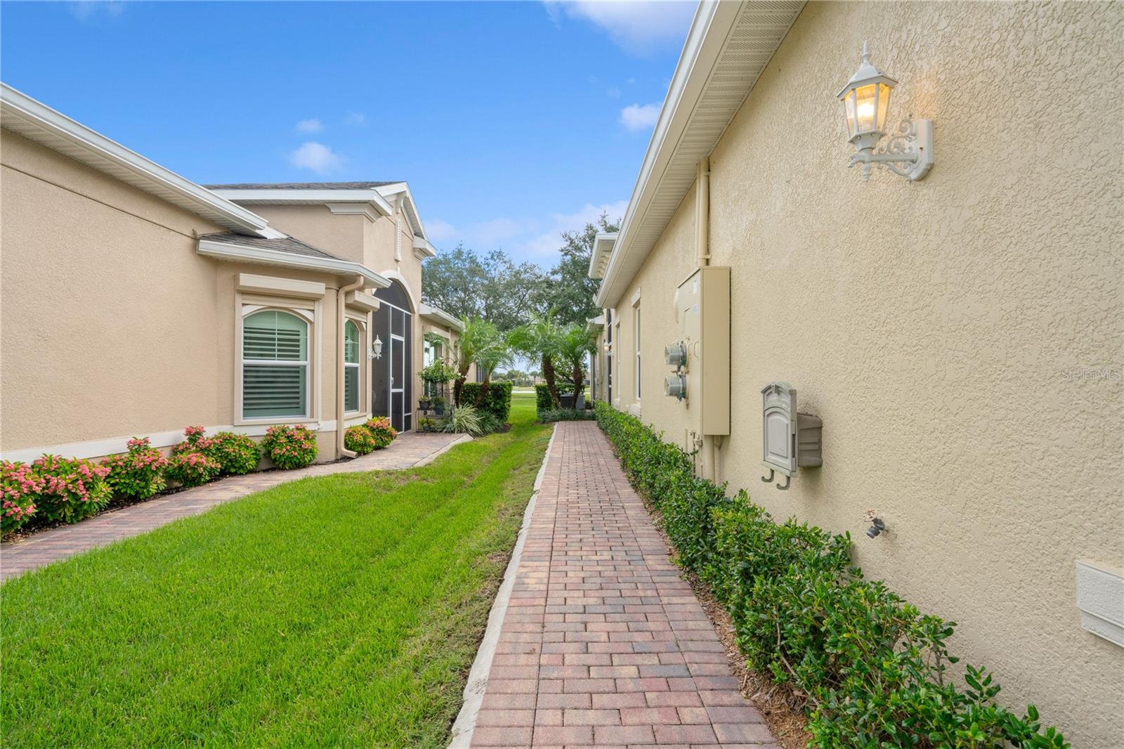 802 CHIPPER DR, SUN CITY CENTER, FL, 33573