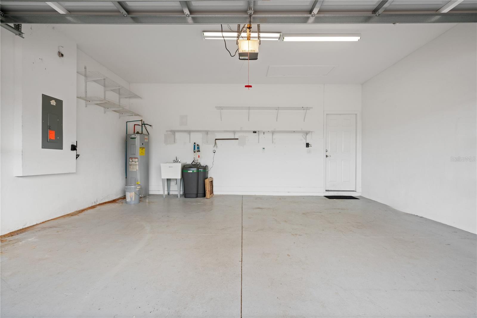 802 CHIPPER DR, SUN CITY CENTER, FL, 33573