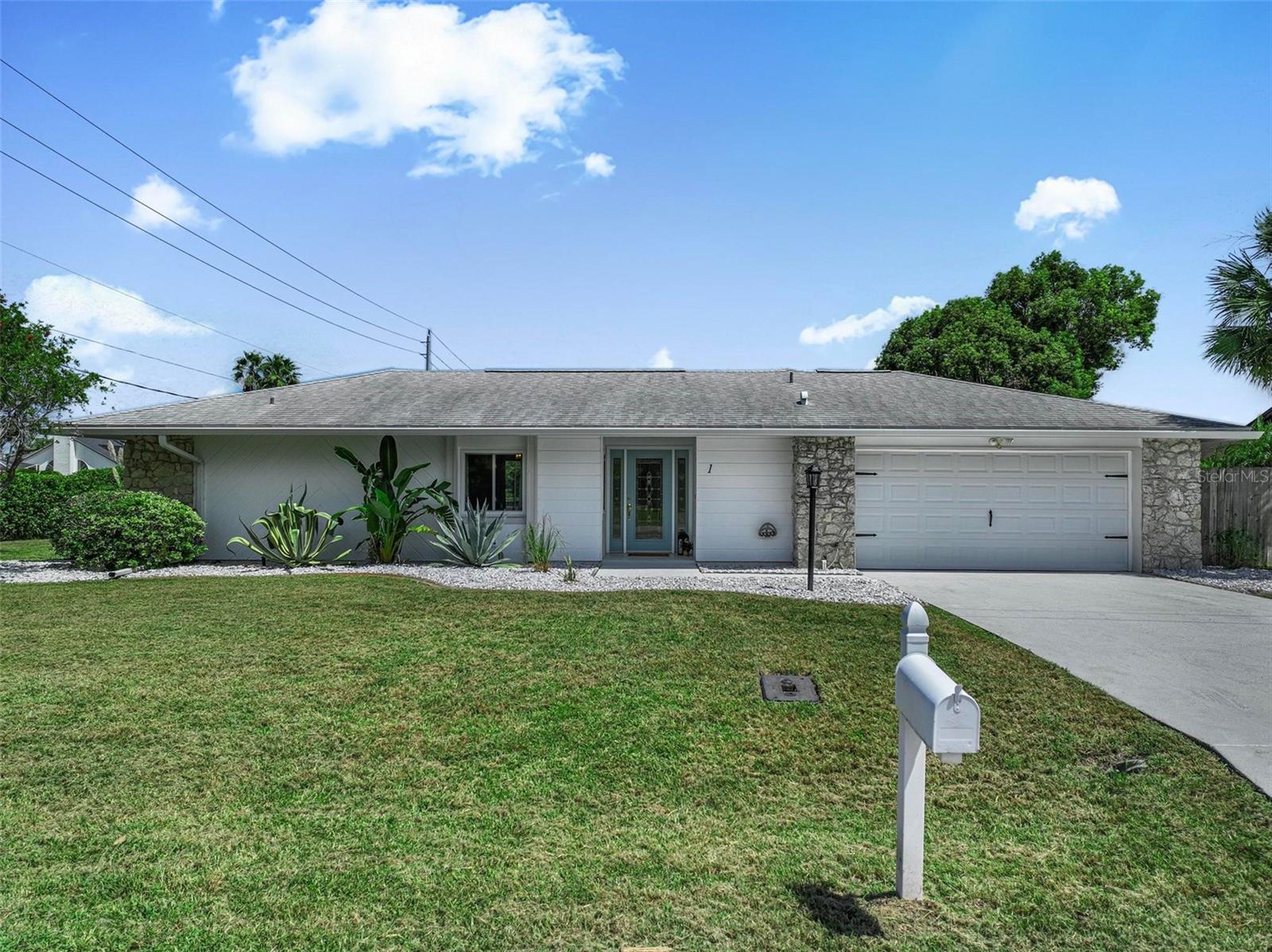 1 CLARIDGE CT S, PALM COAST, FL, 32137