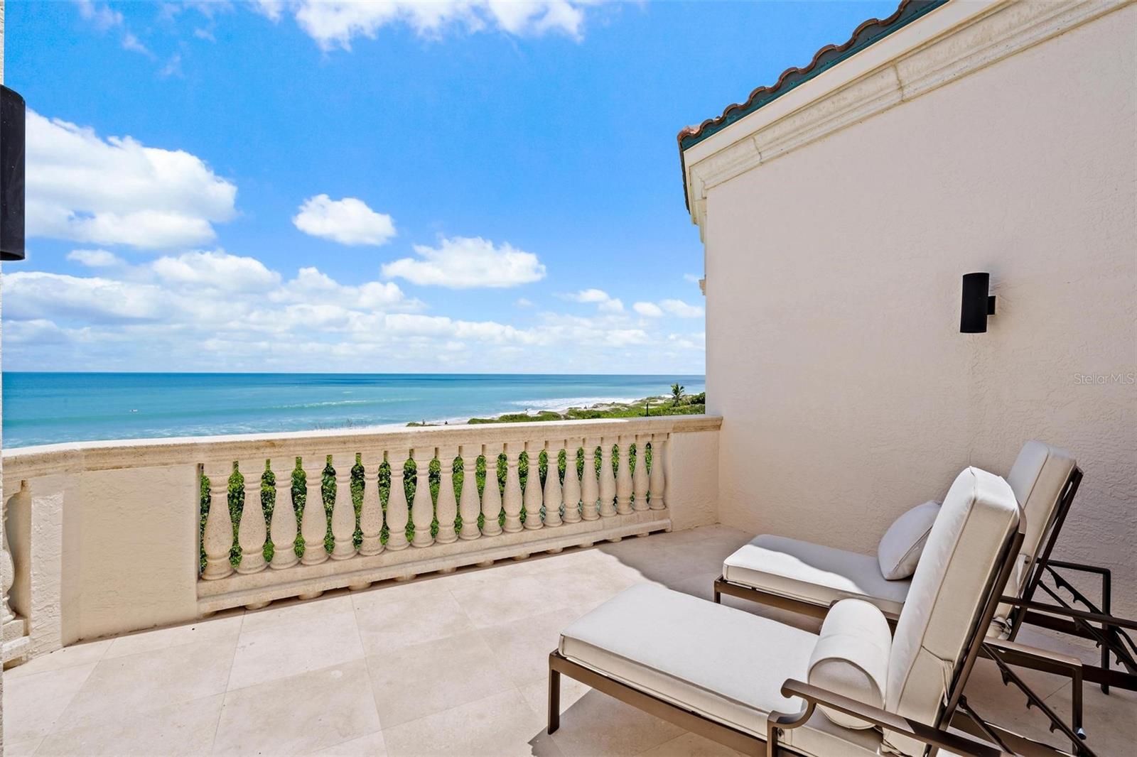 1025 NE DOUBLOON DR, STUART, FL, 34996