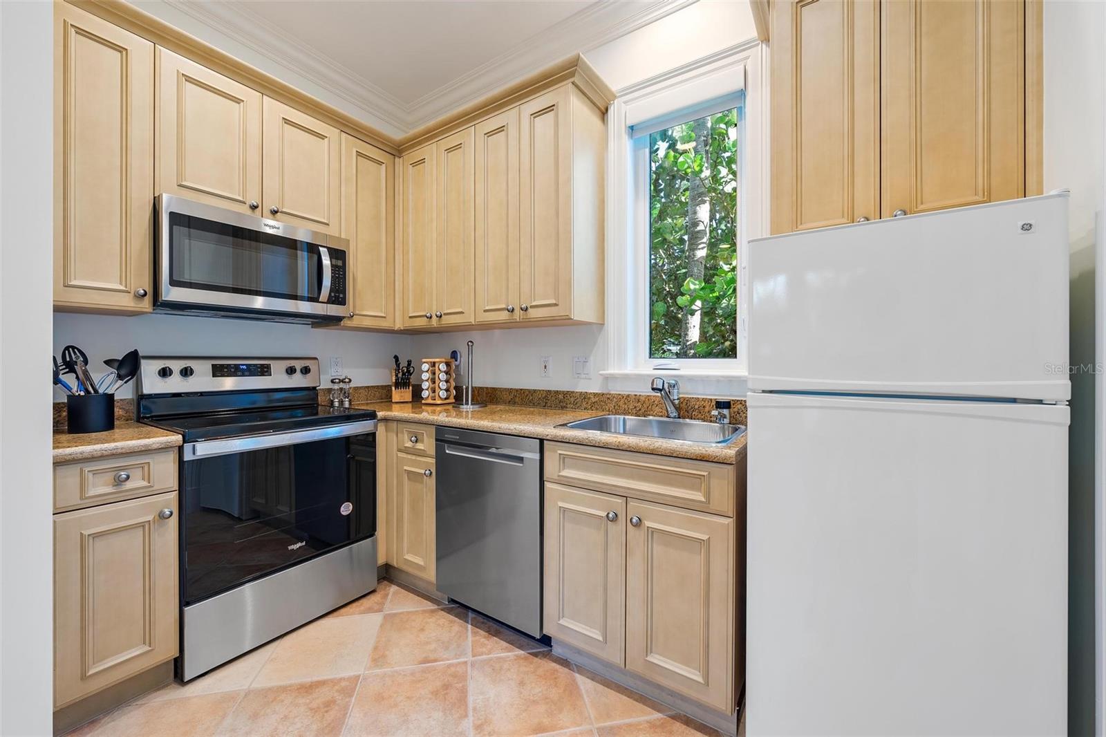 1025 NE DOUBLOON DR, STUART, FL, 34996