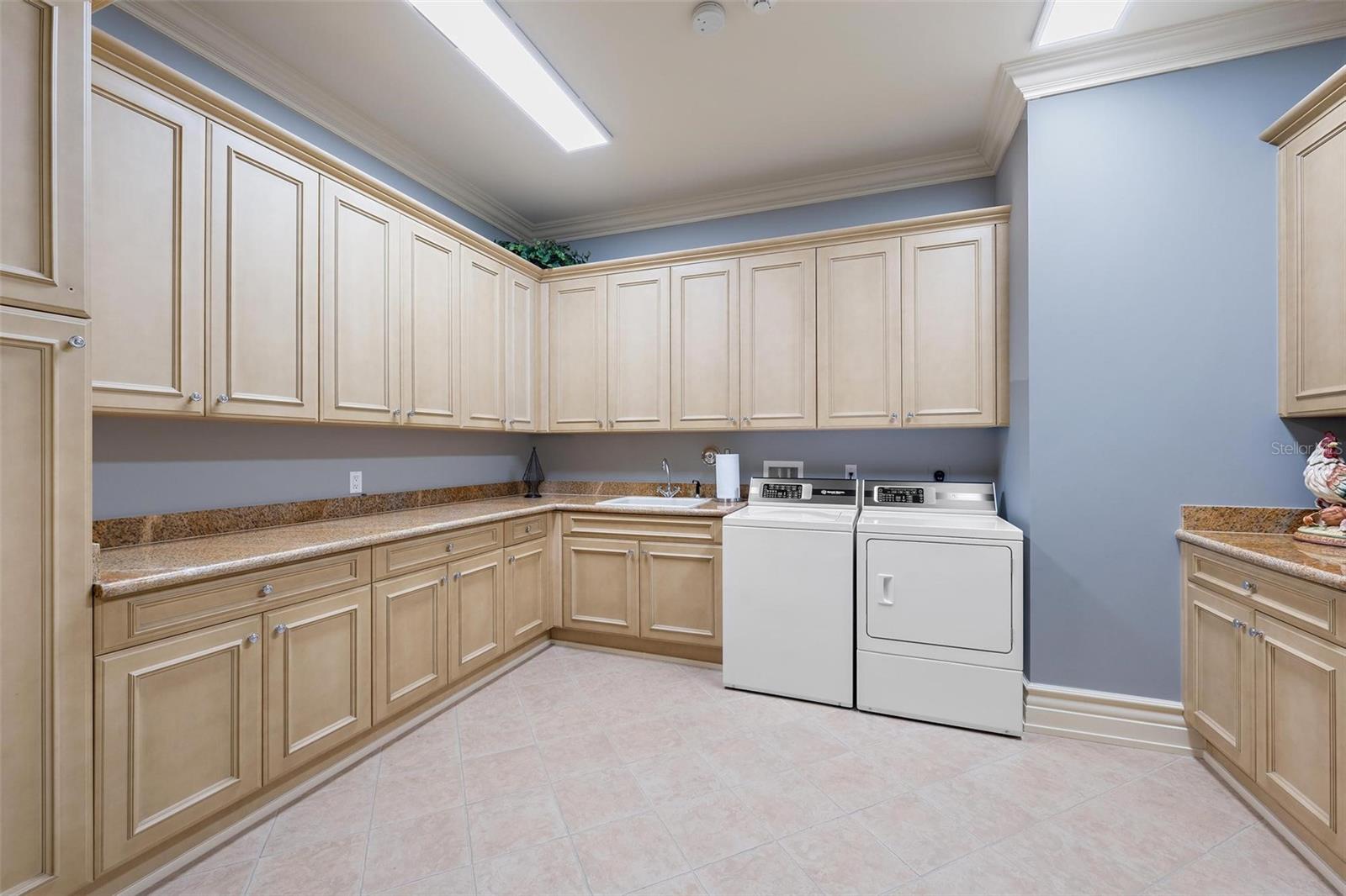 1025 NE DOUBLOON DR, STUART, FL, 34996