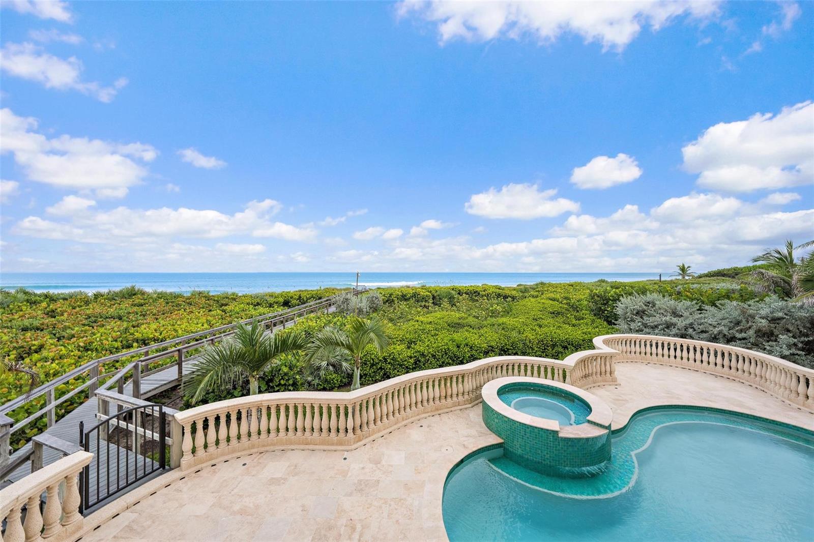 1025 NE DOUBLOON DR, STUART, FL, 34996