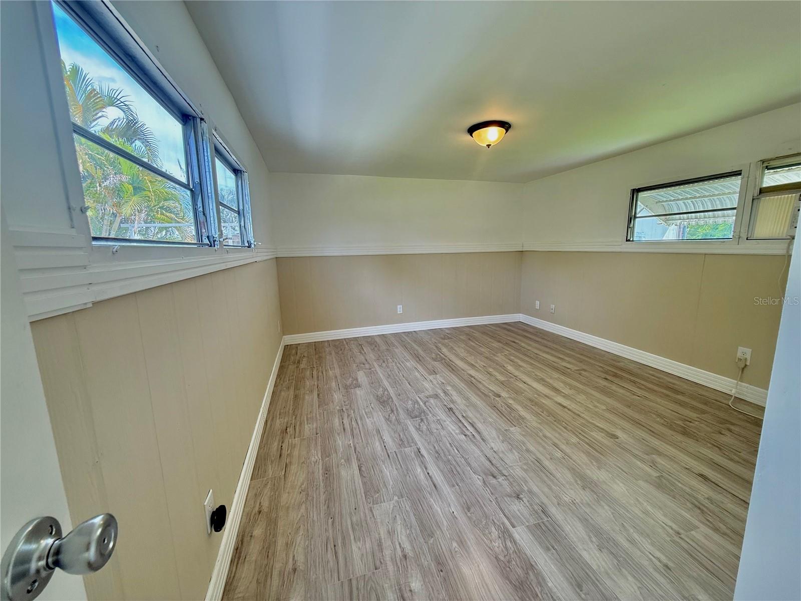 A4664287 Property Photo