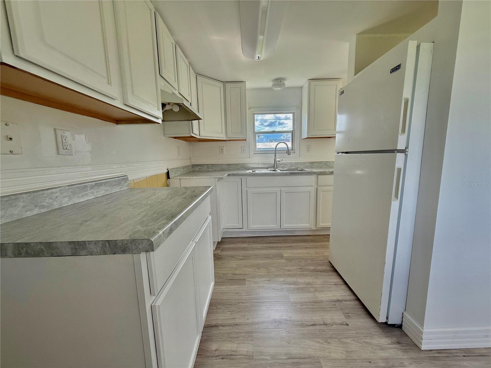 A4664287 Property Photo