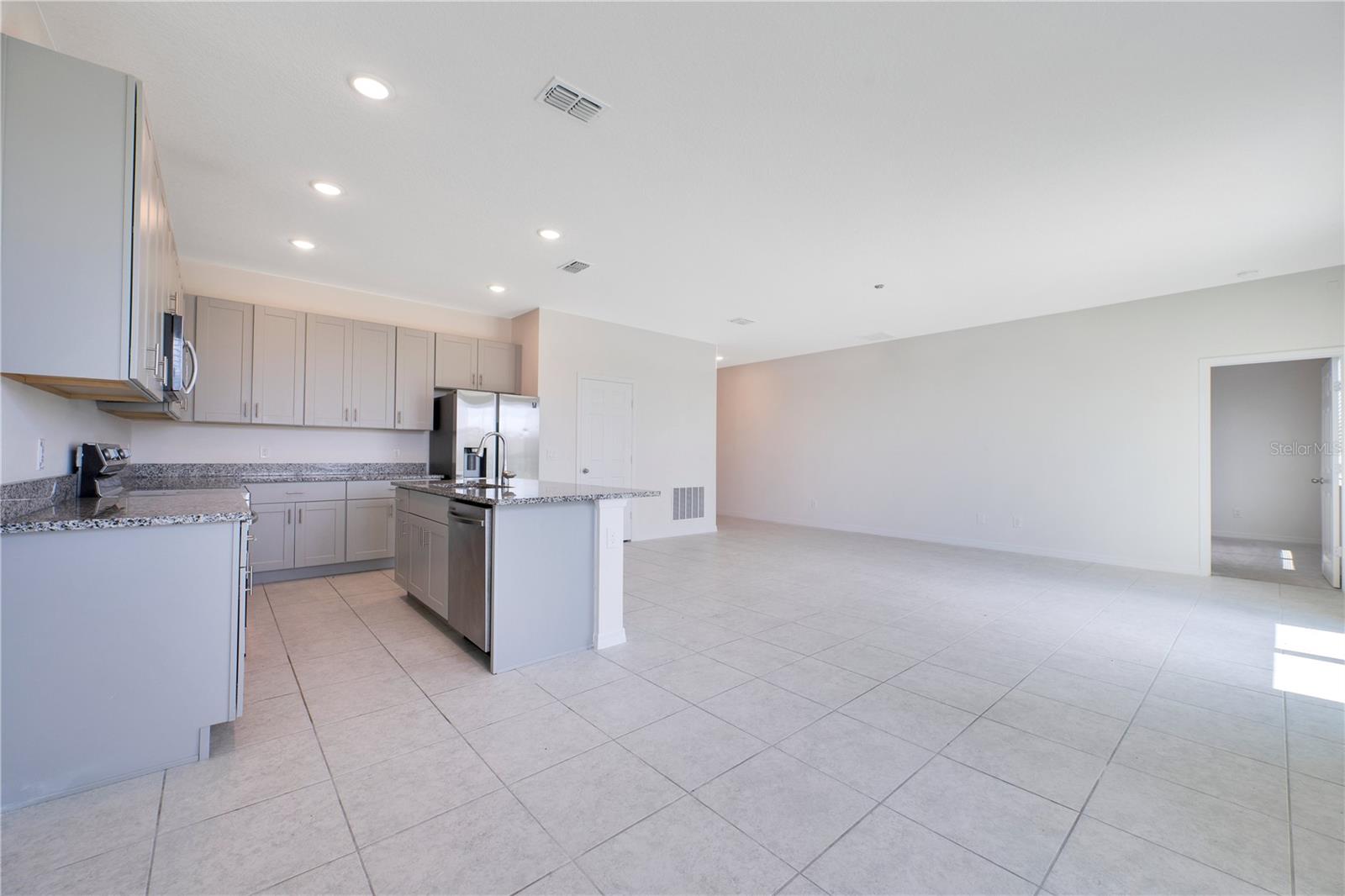 606 FAIRVIEW AVE, HAINES CITY, FL, 33844