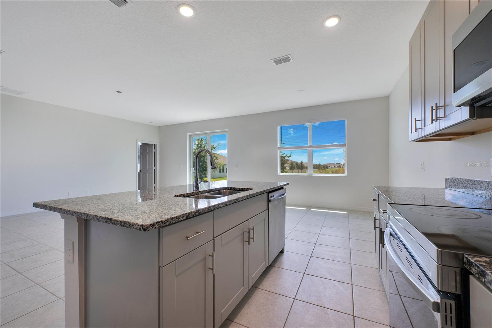 606 FAIRVIEW AVE, HAINES CITY, FL, 33844