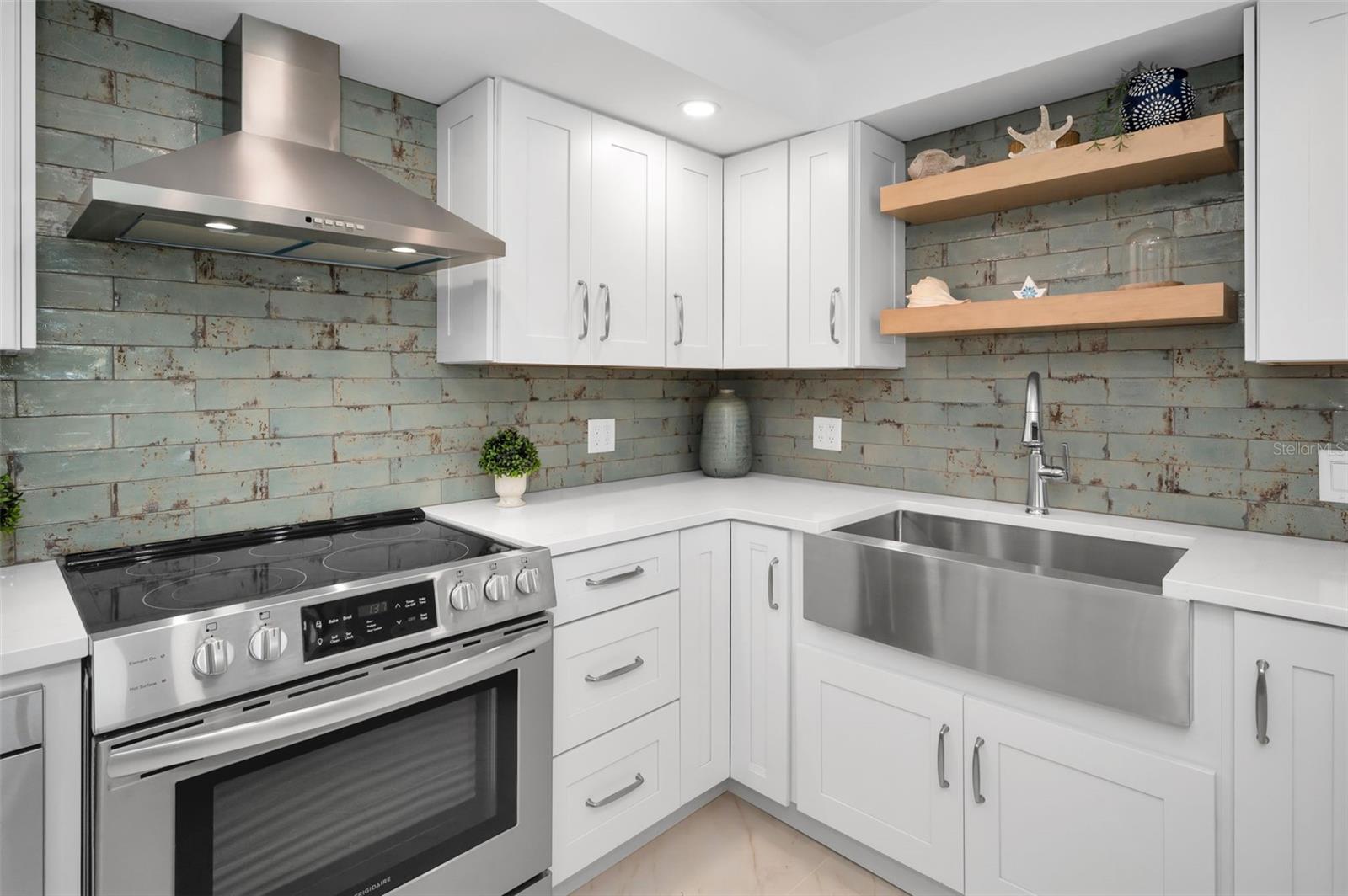 100 OAKMONT LN #307, BELLEAIR, FL, 33756