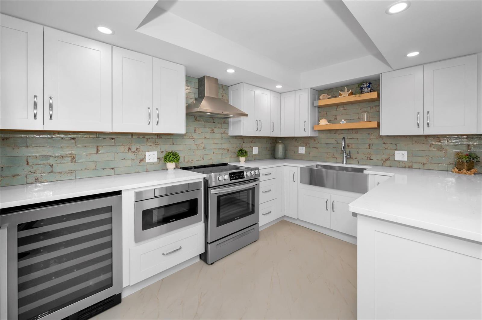 100 OAKMONT LN #307, BELLEAIR, FL, 33756