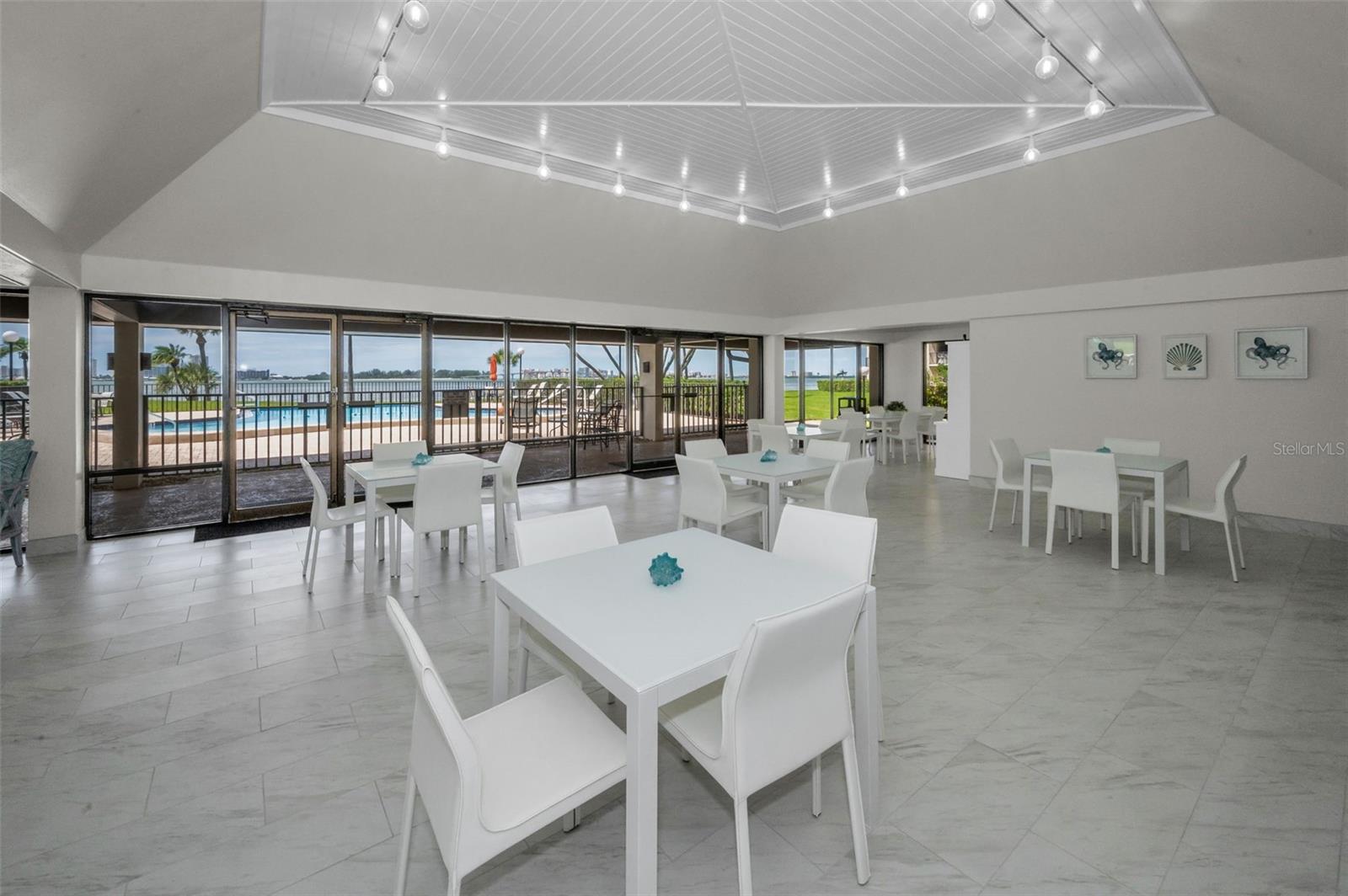 100 OAKMONT LN #307, BELLEAIR, FL, 33756