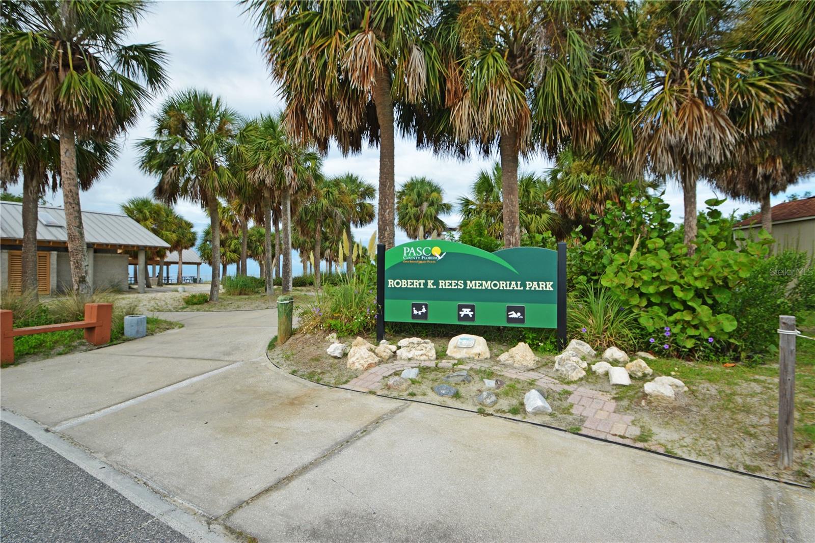 7369 ROYAL PALM DR, NEW PORT RICHEY, FL, 34652