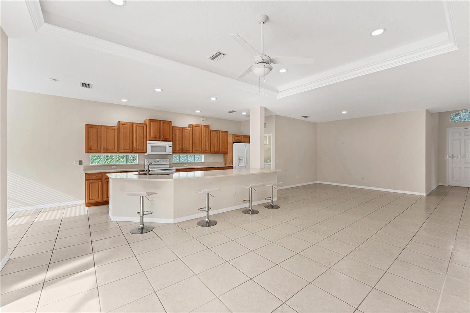 A4664292 Property Photo