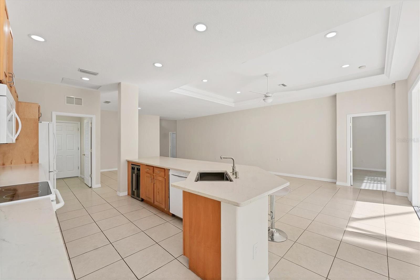 A4664292 Property Photo