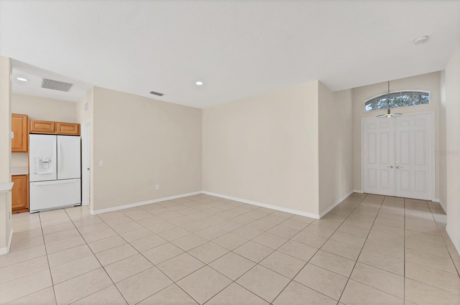 A4664292 Property Photo