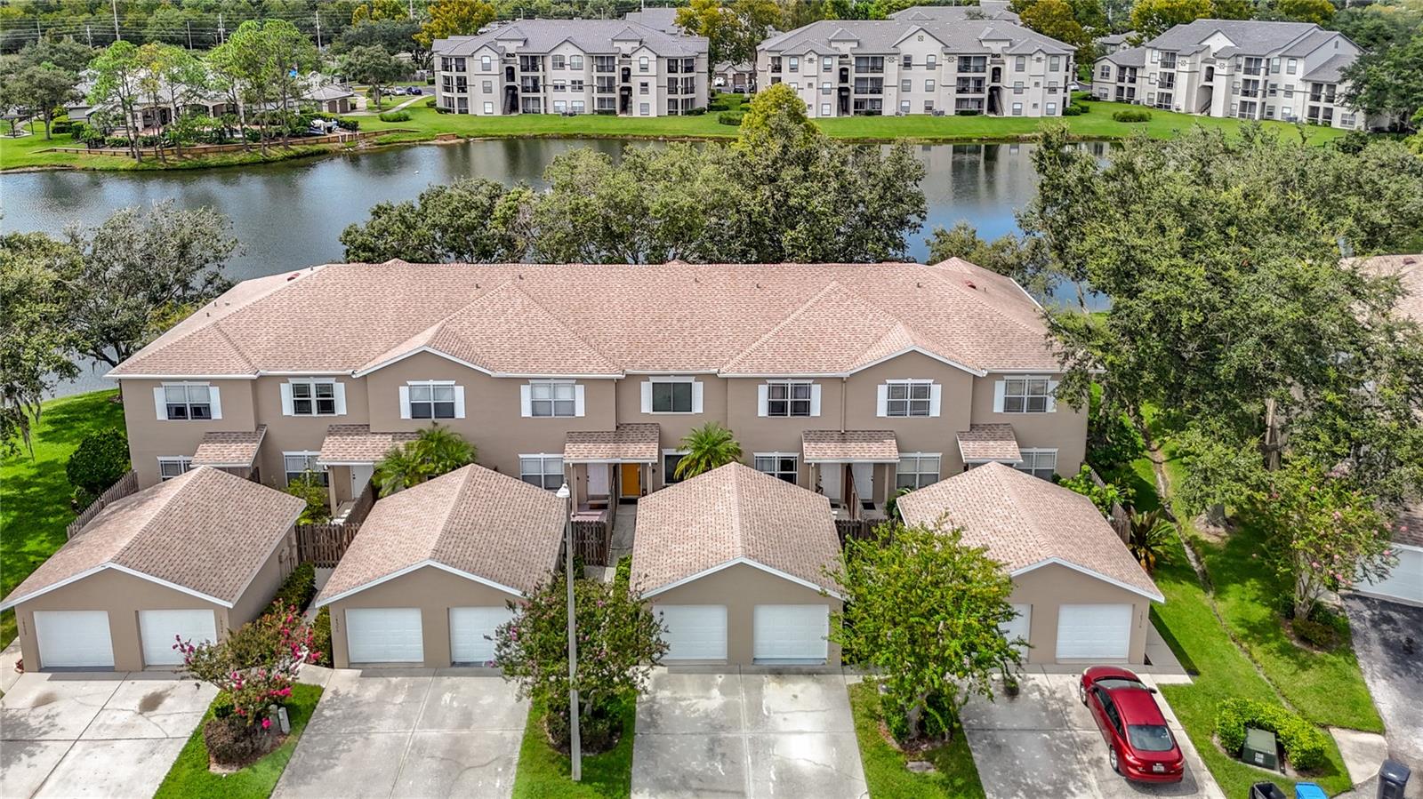 18510 PEBBLE LAKE CT, TAMPA, FL, 33647