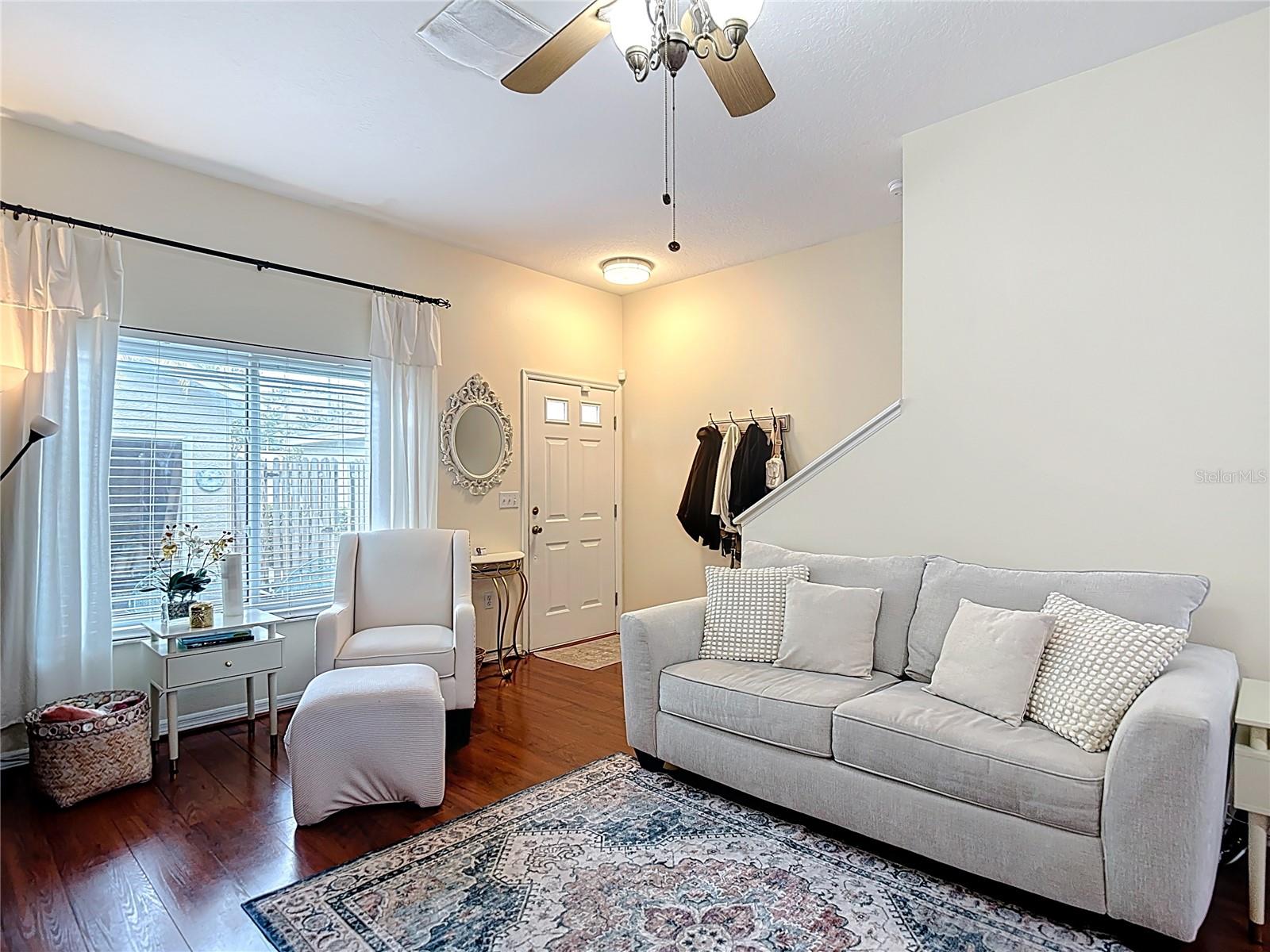 18510 PEBBLE LAKE CT, TAMPA, FL, 33647