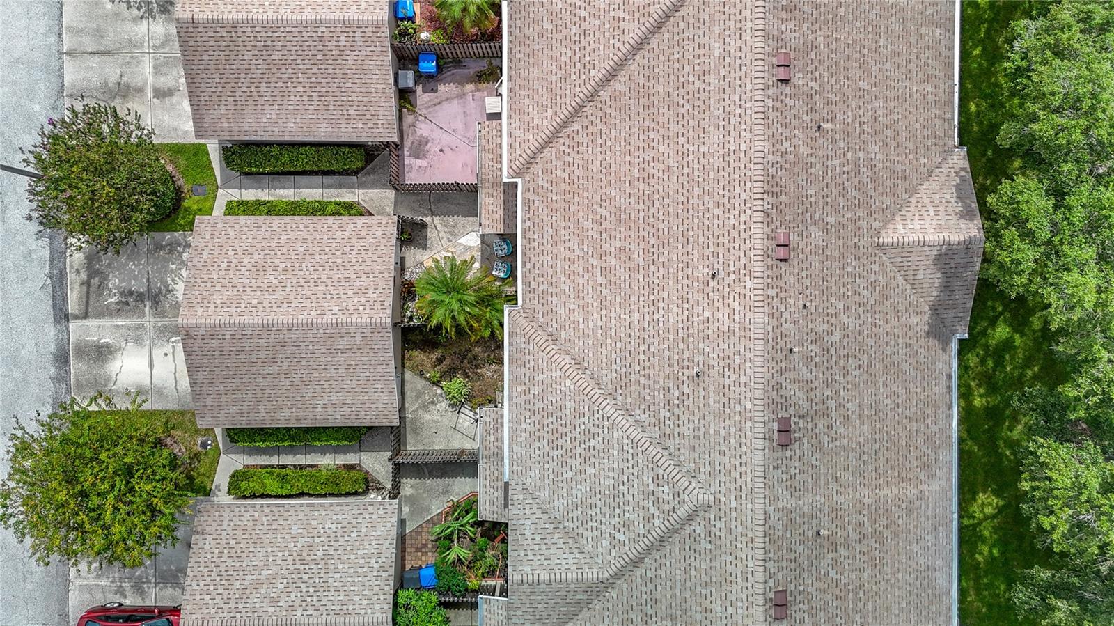 18510 PEBBLE LAKE CT, TAMPA, FL, 33647