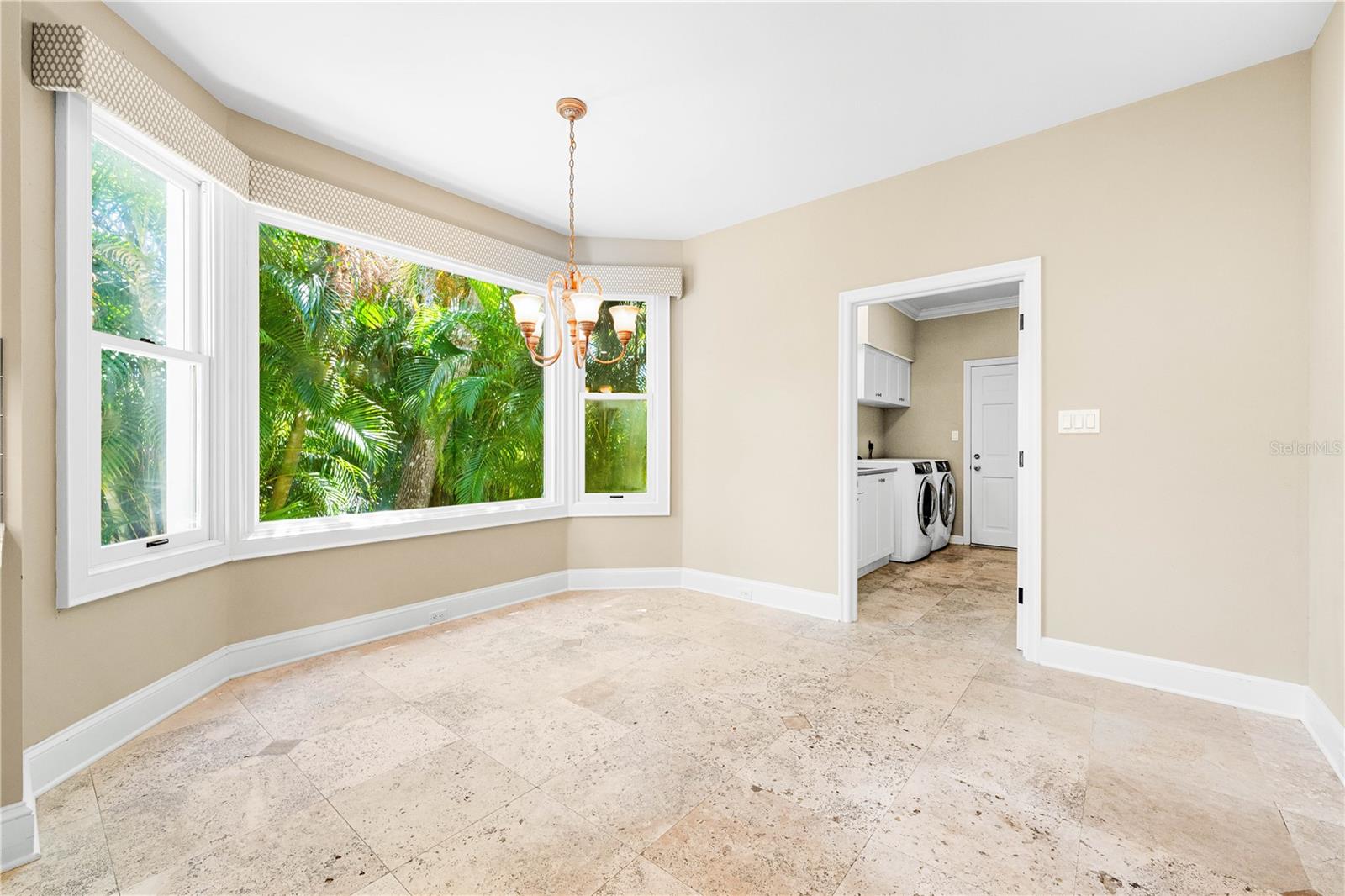 A4664295 Property Photo