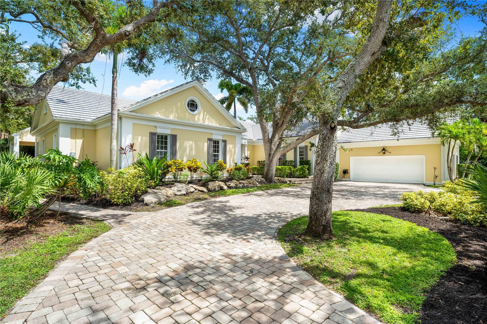 A4664295 Property Photo