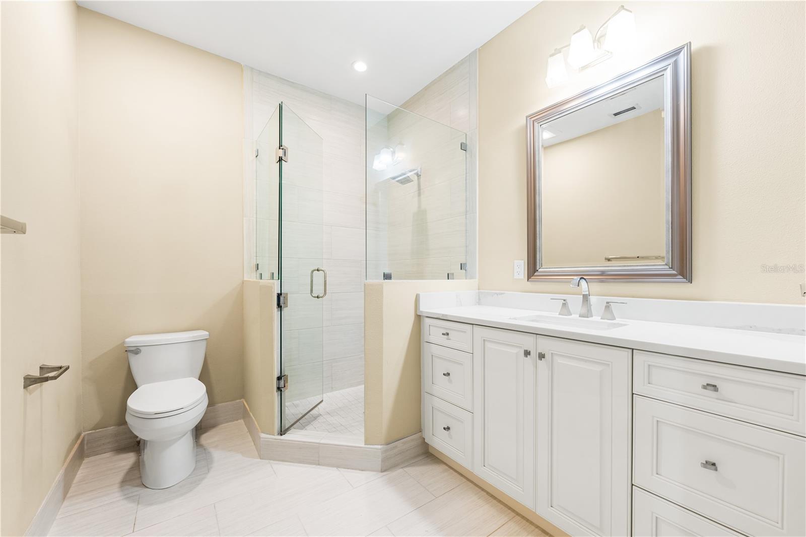 A4664295 Property Photo