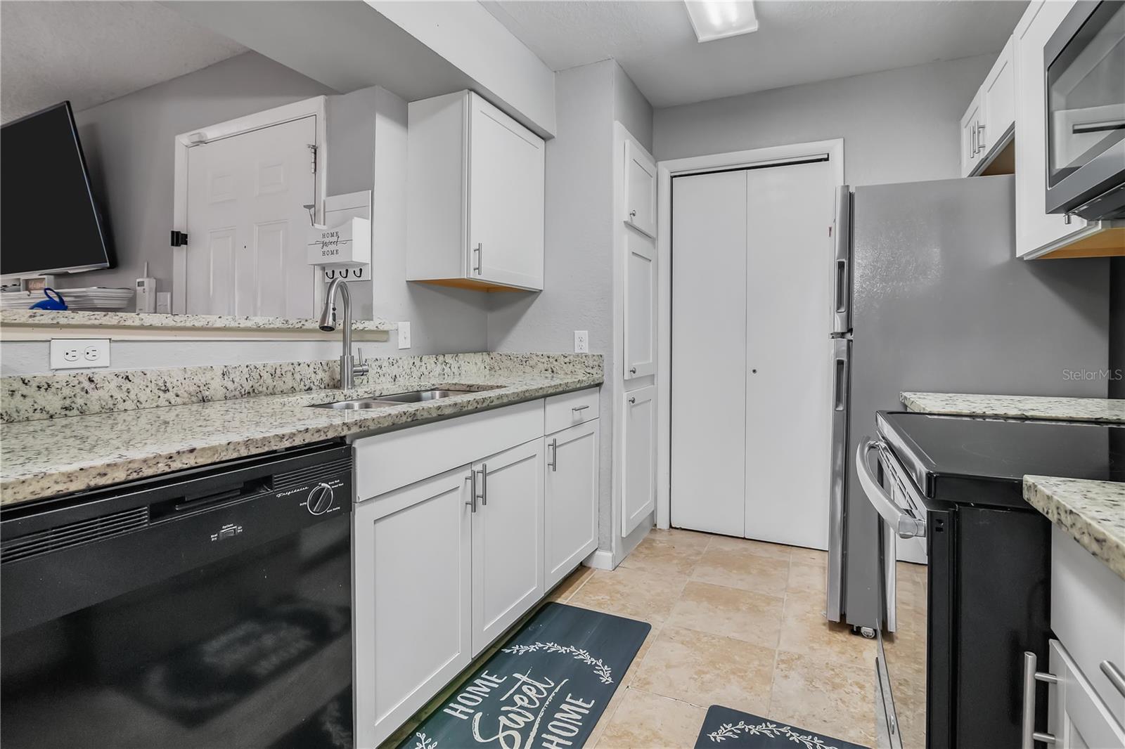 5530 CHRISHIRE WAY #D204, ORLANDO, FL, 32822