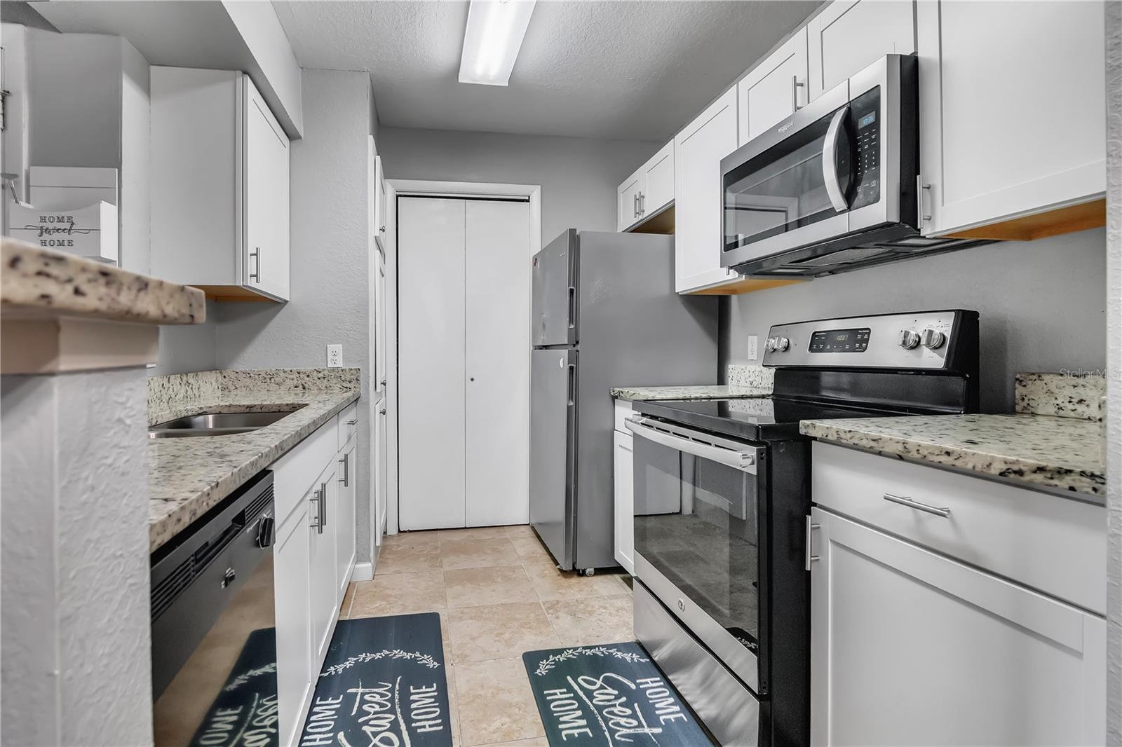 5530 CHRISHIRE WAY #D204, ORLANDO, FL, 32822