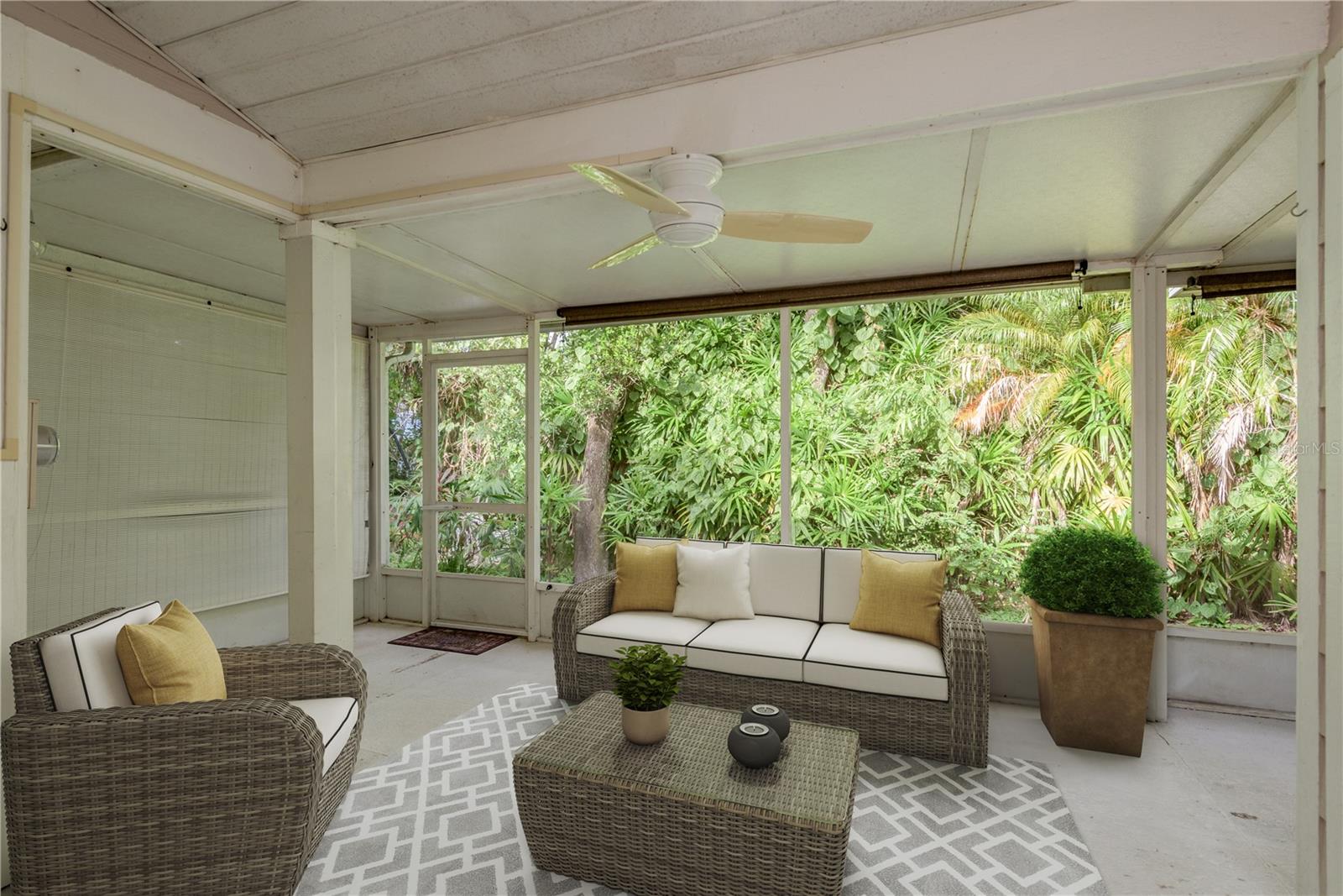 3082 POINTER DR, PALM HARBOR, FL, 34683