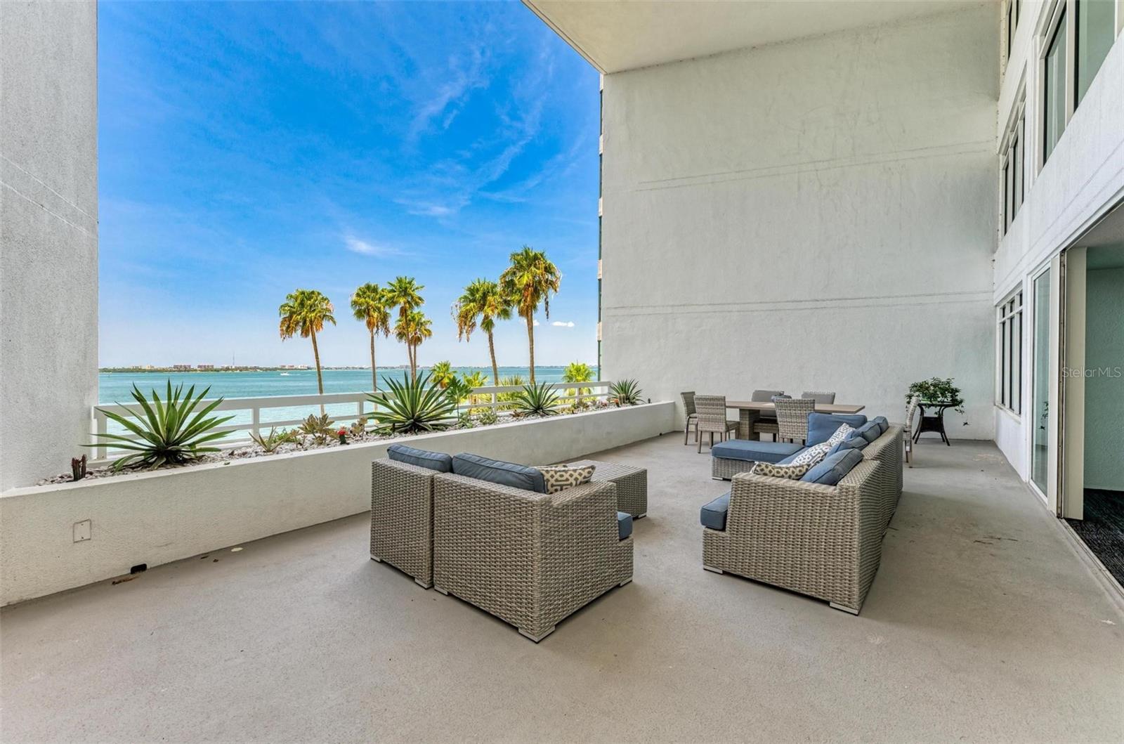 888 BLVD OF THE ARTS #303, SARASOTA, FL, 34236