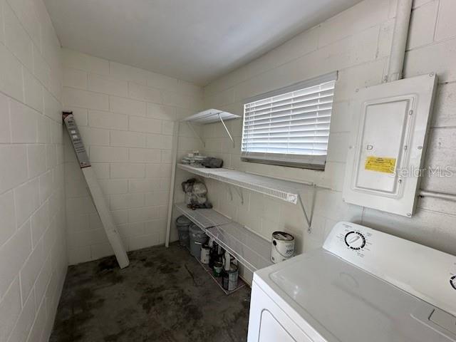 607 CLAYTON CIR, WINTER HAVEN, FL, 33880